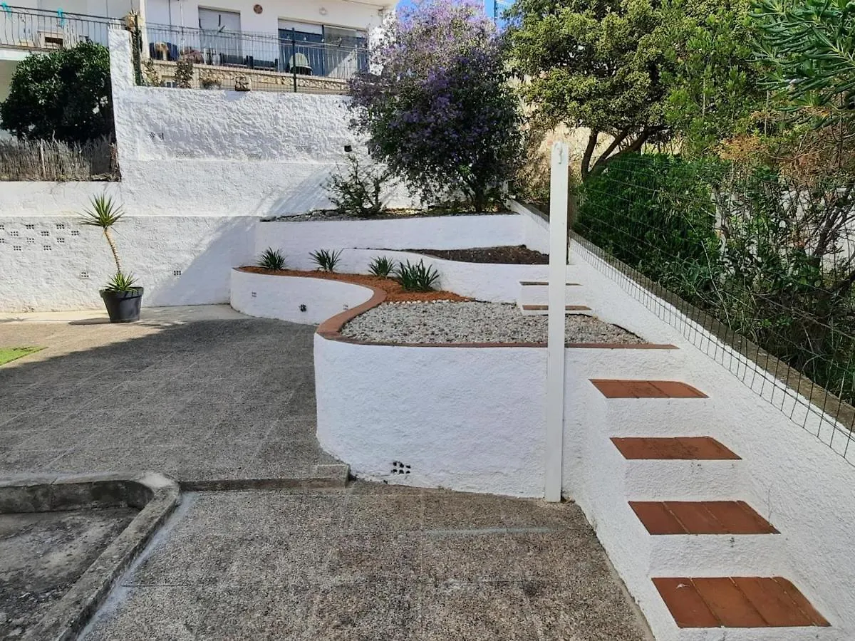 Apartamento Confortable En Sant Genis, Llanca - Cerca De Playa Y Actividades F - Es-170-44